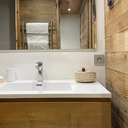 Le De Molanes - 1500 아파트