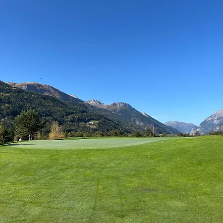 Le De Molanes - 1500 프라루