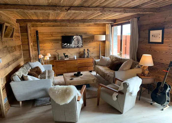 Le De Molanes Apartment *